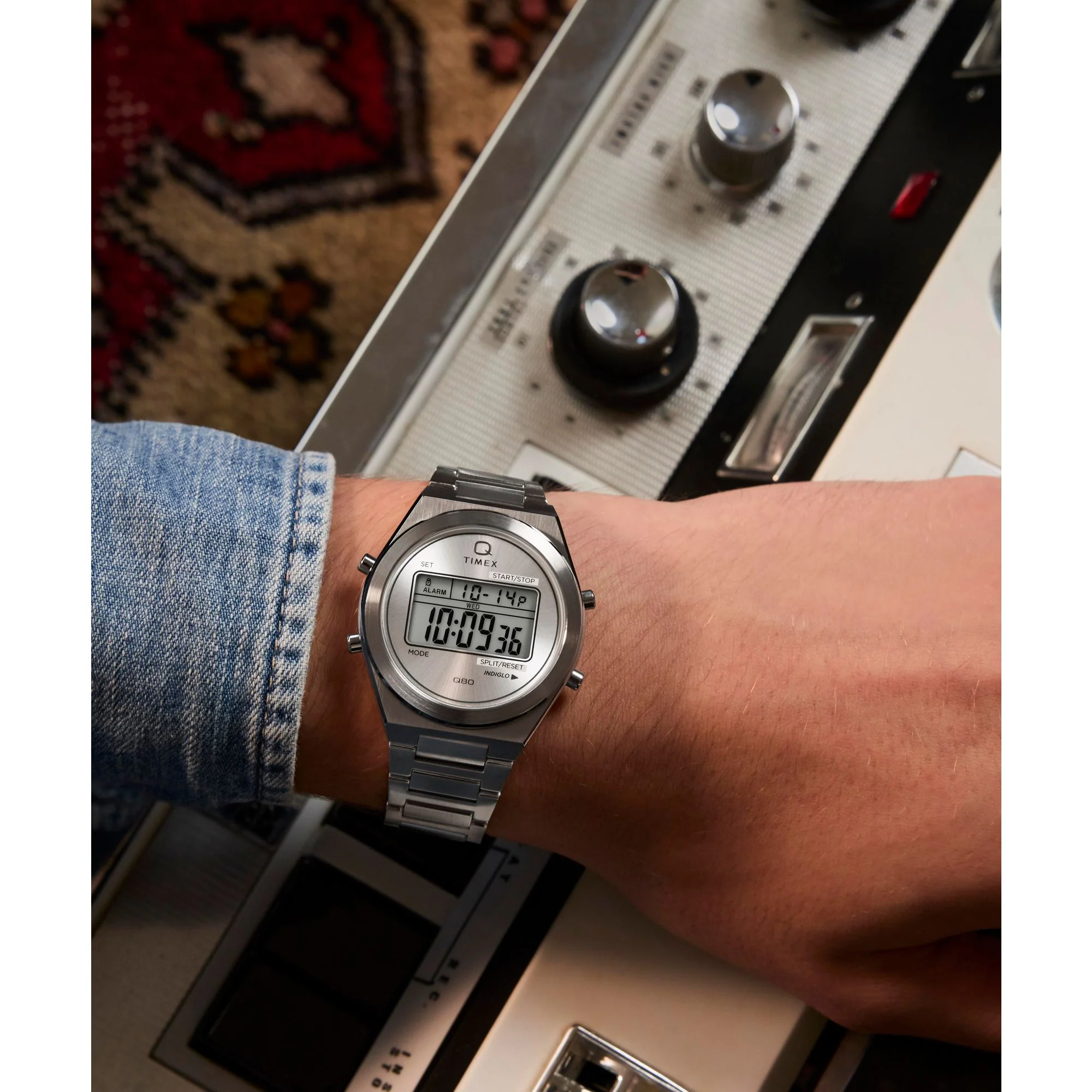 Q Timex Grey Round Dial Digital Men's Watch - TW2Y09800UJ - Image 7