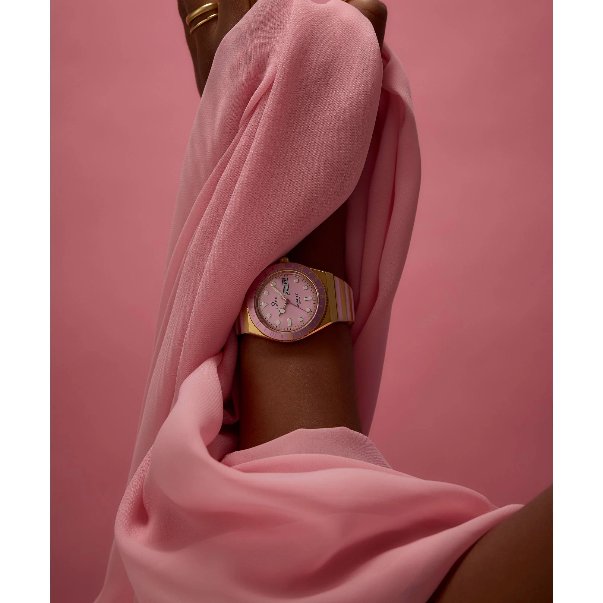 Q Timex Pink Round Dial Analog Women's Watch - TW2W87600UJ - Image 7