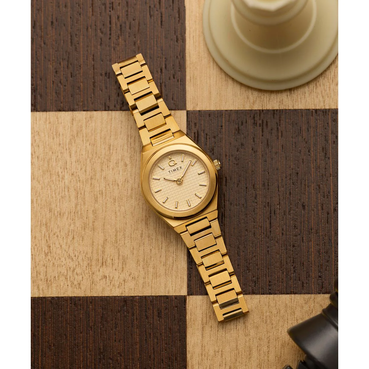 Timex Q Round 24mm Gold Dial Analog Women Watch - TW2Y68300UJ - Image 6