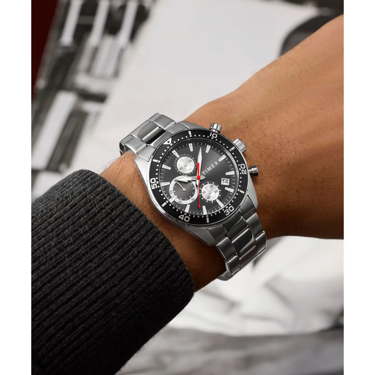 Timex Trend Round 42mm Black Dial Analog Men Watch - TW2Y56900UJ - Image 6