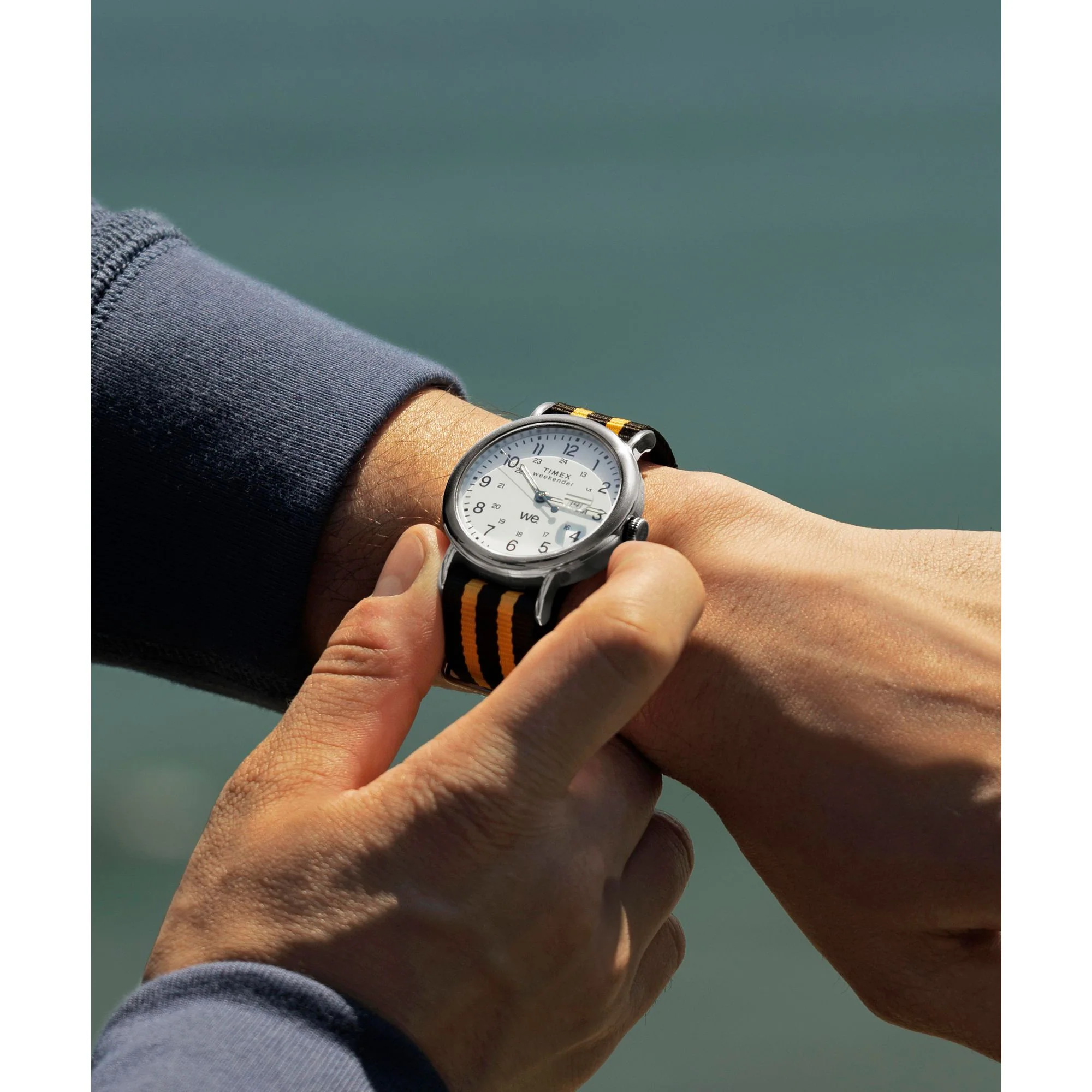 Timex Weekender Round 40mm White Dial Analog Men Watch - TW2W86200UJ - Image 10