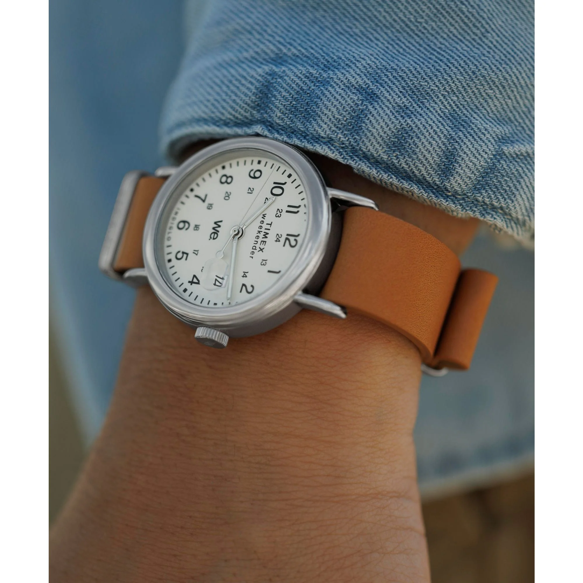 TIMEX Weekender Main Line White Round Dial Analog Unisex's Watch - TW2W86500UJ - Image 10