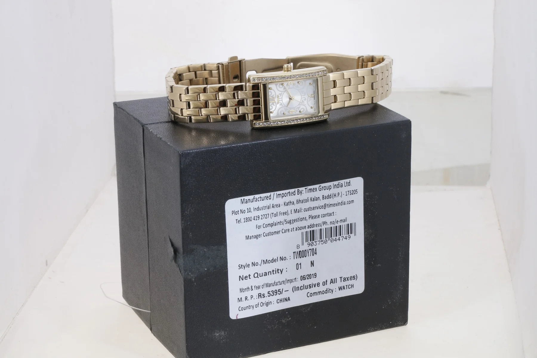 Timex Fashion Women's Silver Dial Rectangle Case 3 Hands Function Watch -TW000Y704 - Image 7